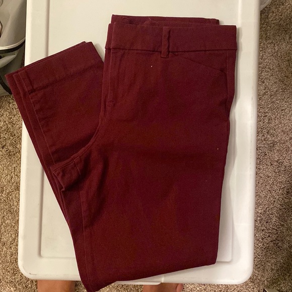 Old Navy Pants - Old navy Maroon pixie Pants